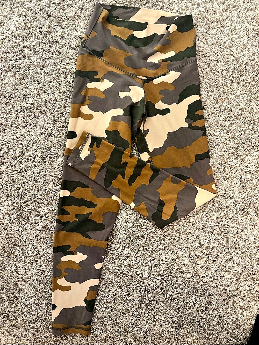 OFFLINE by Aerie Real Me 7/8 Legging Camo Leggings Green & Brown Medium